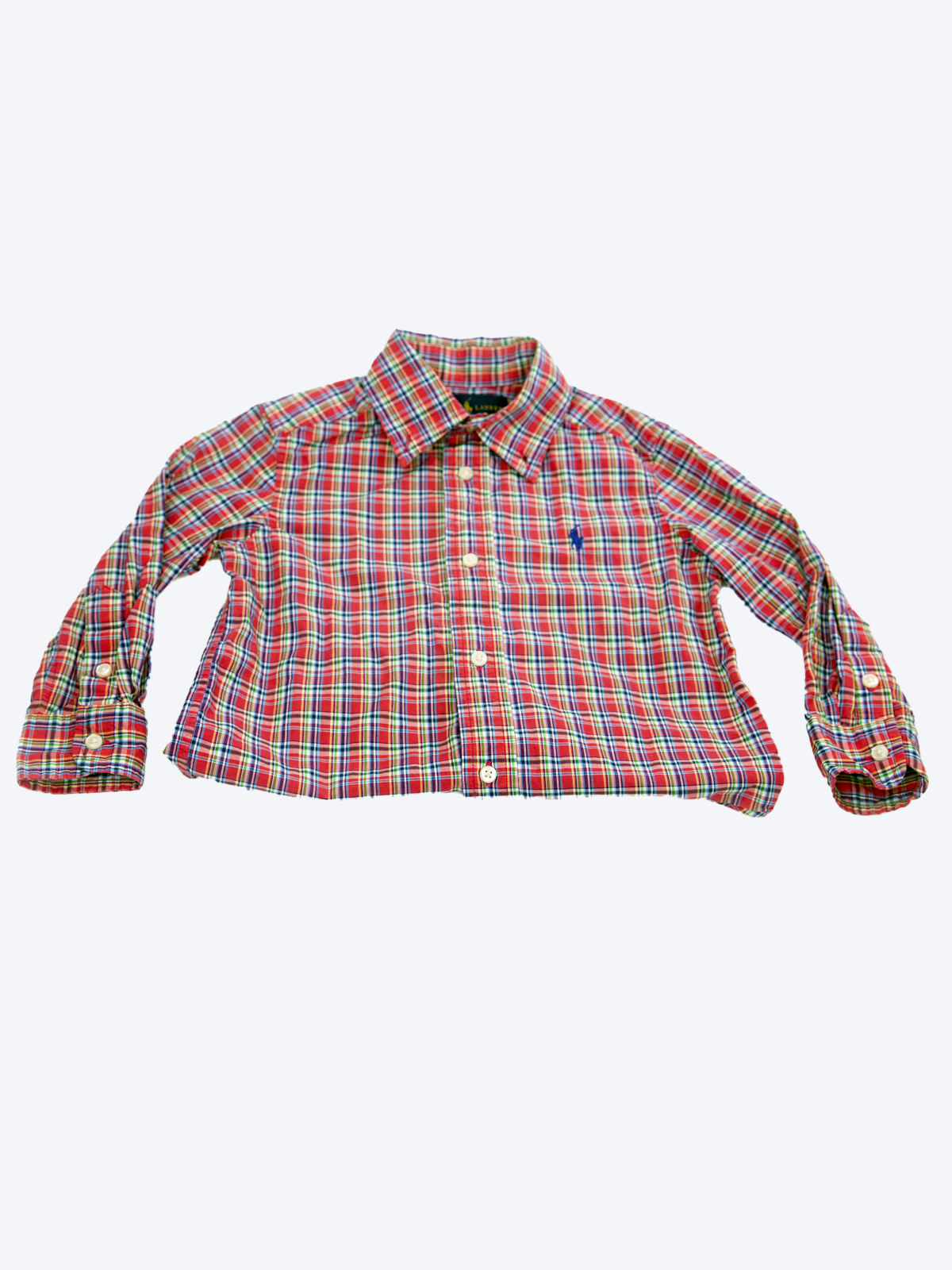 Camisa clásica a cuadros rojos y azules con botones